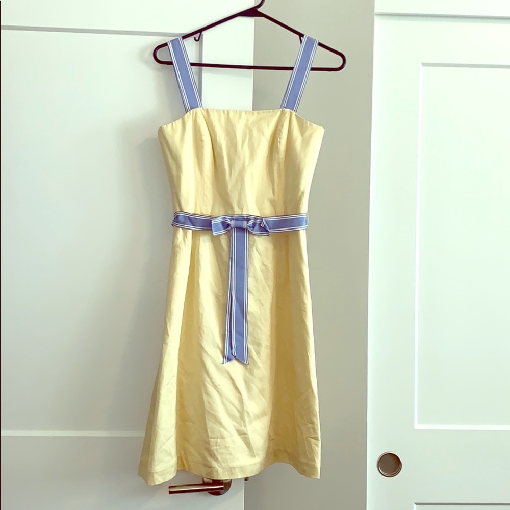 Beautiful yellow summer dress!
